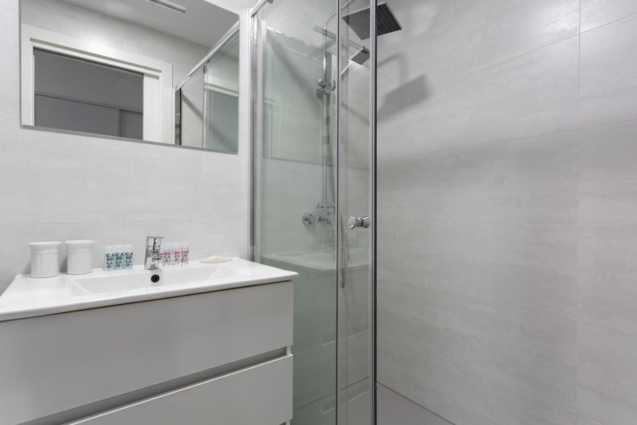 1 Bedroom 1 Bathroom Furnished - Av De America - Studio - Mintystay Madrid Kültér fotó